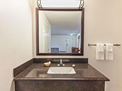 Travelodge by Wyndham Hemet CA image 26