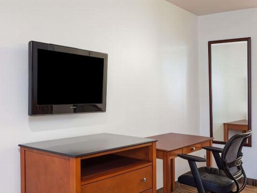 Travelodge by Wyndham Hemet CA image 27